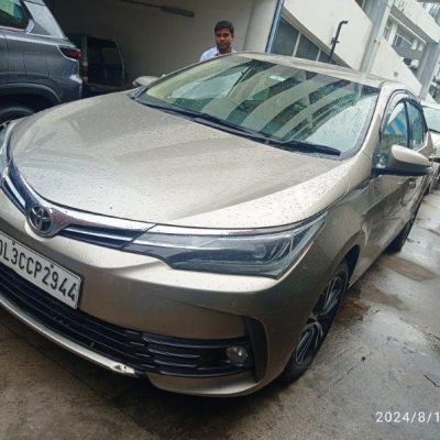 TOYOTA CORROLA ALTIS 1.8 VL PETROL MT