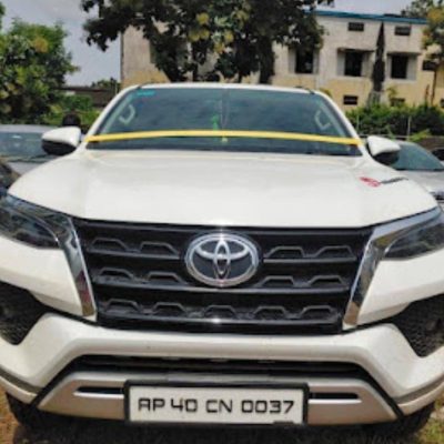 TOYOTA FORTUNER