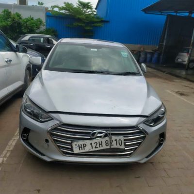 Hyundai Elantra PETROL AUTOMATIC SUNROOF