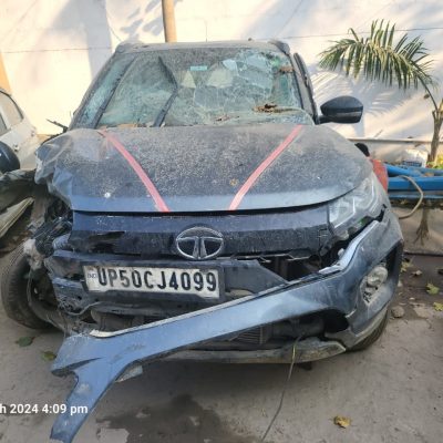 TATA NEXON XM PETROL MT