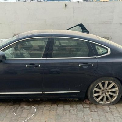 VOLVO S90 DIESEL AUTOMATIC SUNROOF