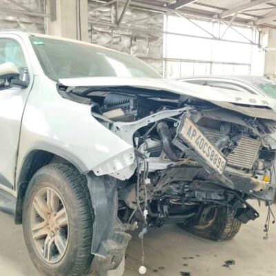 TOYOTA FORTUNER 2WD 2.8L 6MT