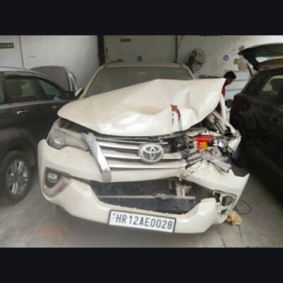 TOYOTA FORTUNER 2.8