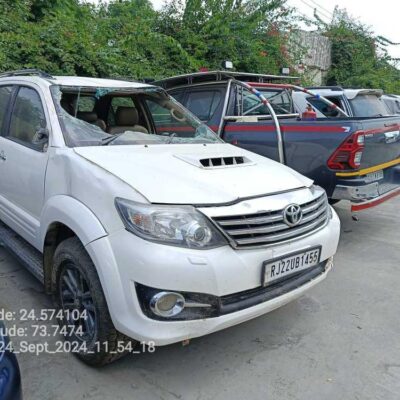 Toyota Fortuner 3.0 2WD DIESEL MT