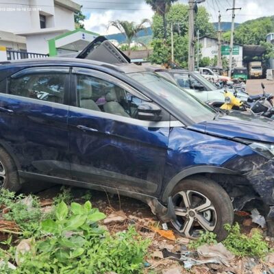 Tata Nexon XZA PLUS LXS RTN BS6 PH2 PETROL AUTOMATIC SUNROOF TOP VARIANT