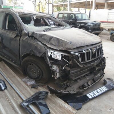MAHINDRA XUV700 MX DSL MT 7 SEATER