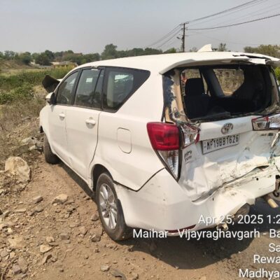 TOYOTA INNOVA CRYSTA 2.4 G BSIV