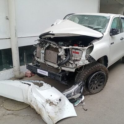 TOYOTA HILUX HIGH AT M1G