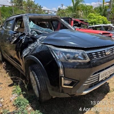 Mahindra XUV 300 W8 DIESEL MT