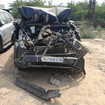 TOYOTA INNOVA HYCROSS VX HYBRID 8 STR