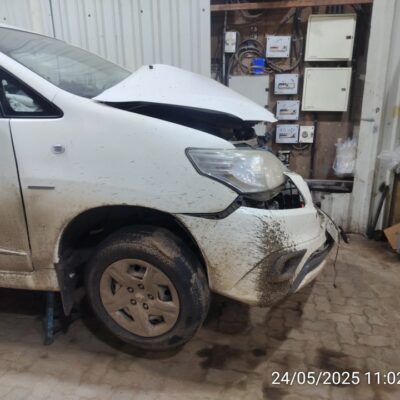 TOYOTA INNOVA 2.5 G (E4) 7S