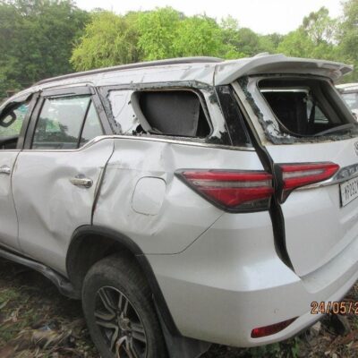TOYOTA FORTUNER DIESEL MT