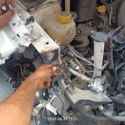 MAHINDRA XUV 300 W8 DS BS6 DIESEL MT