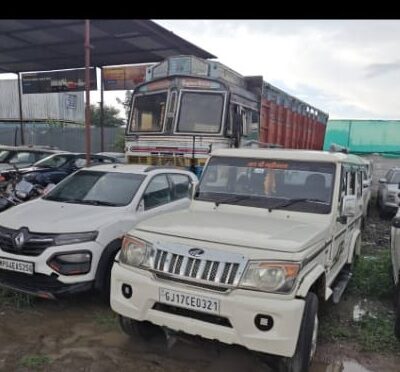 MAHINDRA BOLERO POWER+ SLE