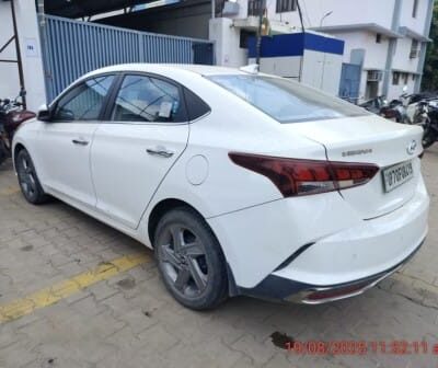HYUNDAI VERNA 1.5 MPI MT SX 2021