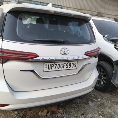 TOYOTA FORTUNER DIESEL MT