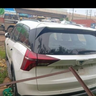 2024 Mahindra XUV700 Ax7 L Dsl Mt 7 Seater