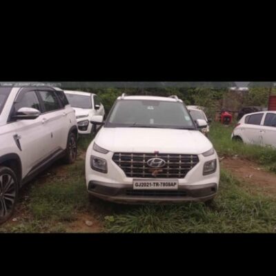 Hyundai venue SX 1.2 MT KNIGHT EDITION