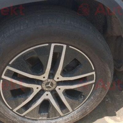 MERCEDES BENZ GLA 220D 4MATIC DIESEL AUTOMATIC SUNROOF