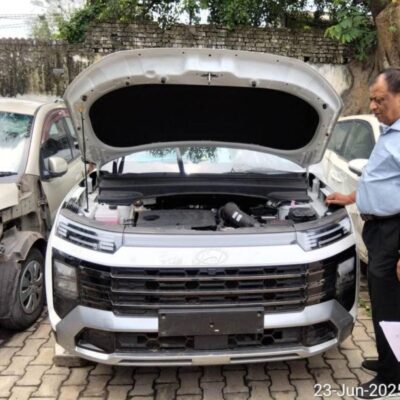 HYUNDAI ALCAZAR 1.5 PLATINUM 7S DIESEL AUTOMATIC SUNROOF