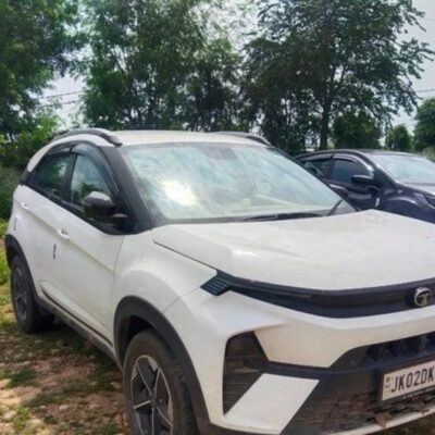 TATA NEXON CRTV PLUS PETROL MT