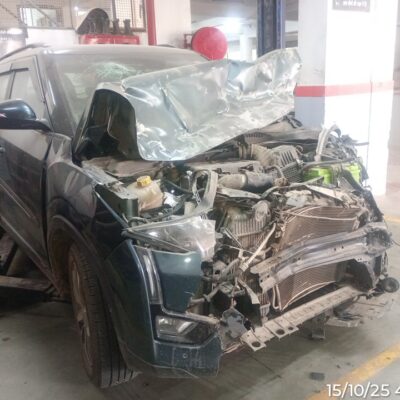 Mahindra XUV300 W8 O PM BS6 MT