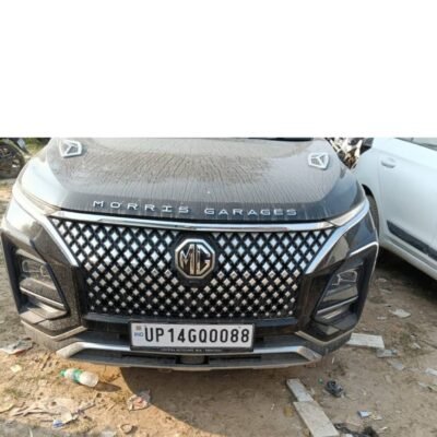 MG HECTOR PLUS 7S PETROL AUTOMATIC SUNROOF