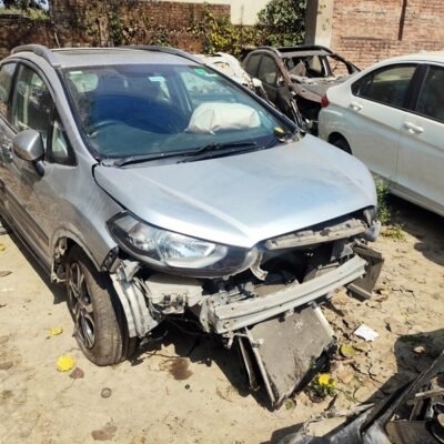 Honda WR-V 1.5 VX MT (I-DTEC)