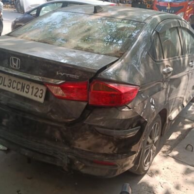 Honda City 1.5 V MT IVTEC