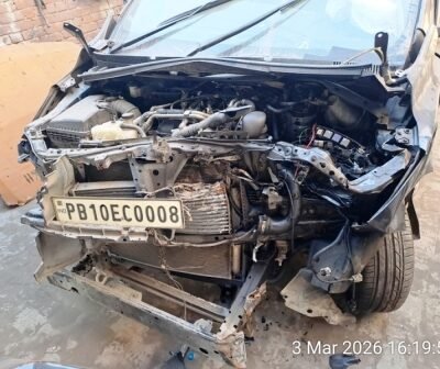 Toyota Innova Crysta TC (VX 7S) MT